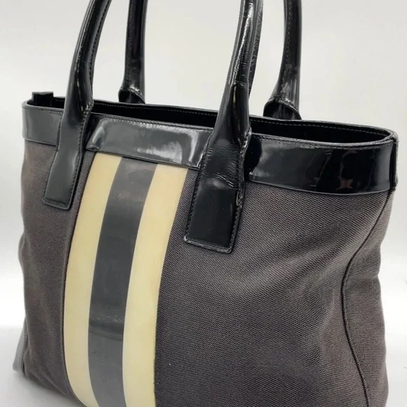 Gucci Black and Cream Structured Tote Bag - Picture 5 of 16